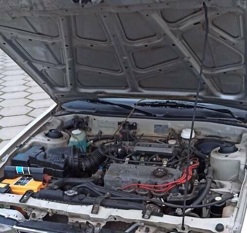 Бежевий Міцубісі Галант, об'ємом двигуна 1.76 л та пробігом 125 тис. км за 2700 $, фото 18 на Automoto.ua