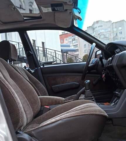 Бежевий Міцубісі Галант, об'ємом двигуна 1.76 л та пробігом 125 тис. км за 2700 $, фото 14 на Automoto.ua