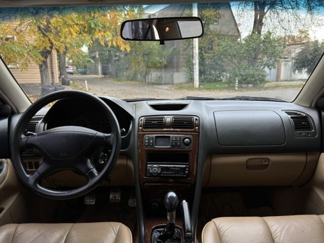 Мицубиси Галант 1997 в Одессе на Automoto.ua Бежевый Мицубиси Галант, объемом двигателя 2 л и пробегом 268 тыс. км за 2900 $, фото 14 на Automoto.ua