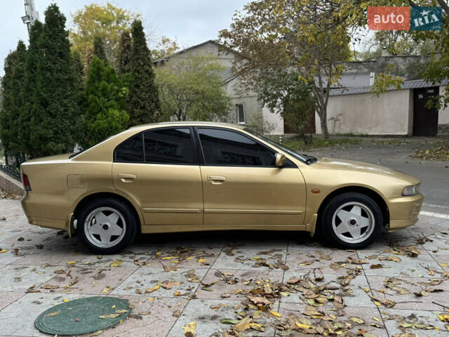 Міцубісі Галант 1997 у Одесі на Automoto.ua Бежевий Міцубісі Галант, об'ємом двигуна 2 л та пробігом 240 тис. км за 2900 $, фото 3 на Automoto.ua