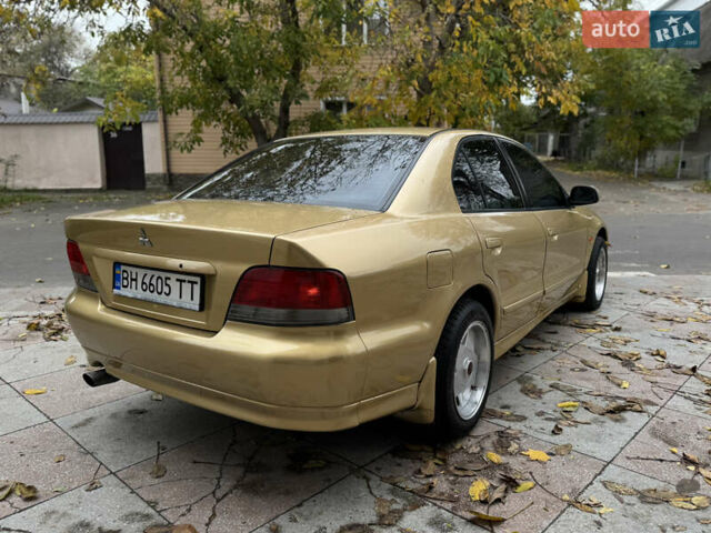 Міцубісі Галант 1997 у Одесі на Automoto.ua Бежевий Міцубісі Галант, об'ємом двигуна 2 л та пробігом 240 тис. км за 2900 $, фото 4 на Automoto.ua