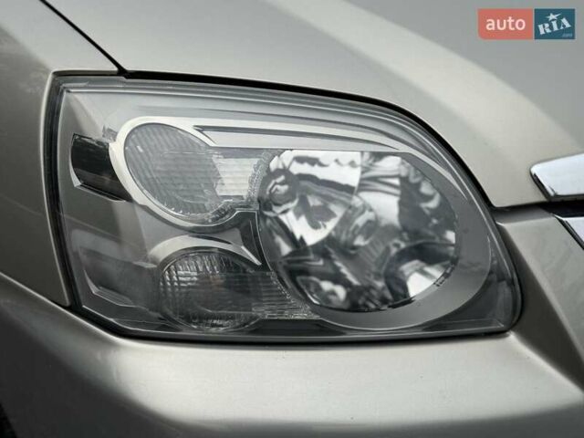 Бежевый Мицубиси Галант, объемом двигателя 2.4 л и пробегом 178 тыс. км за 5600 $, фото 10 на Automoto.ua