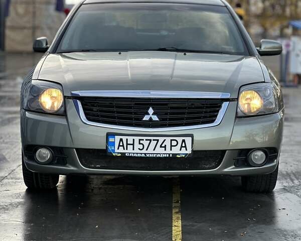 Бежевий Міцубісі Галант, об'ємом двигуна 2.4 л та пробігом 147 тис. км за 4900 $, фото 5 на Automoto.ua