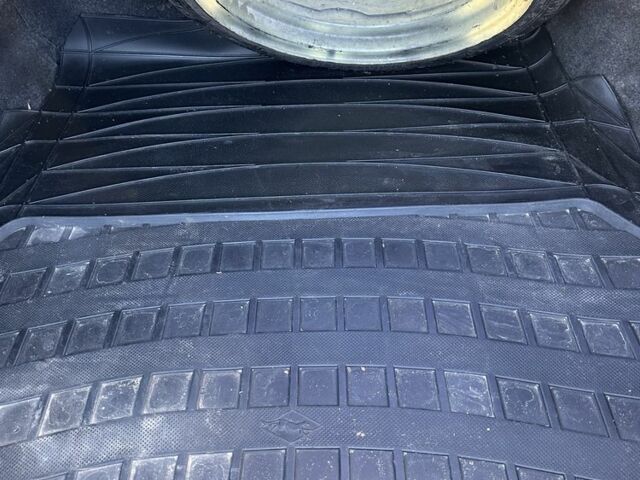 Бежевый Мицубиси Галант, объемом двигателя 2.4 л и пробегом 240 тыс. км за 5300 $, фото 7 на Automoto.ua