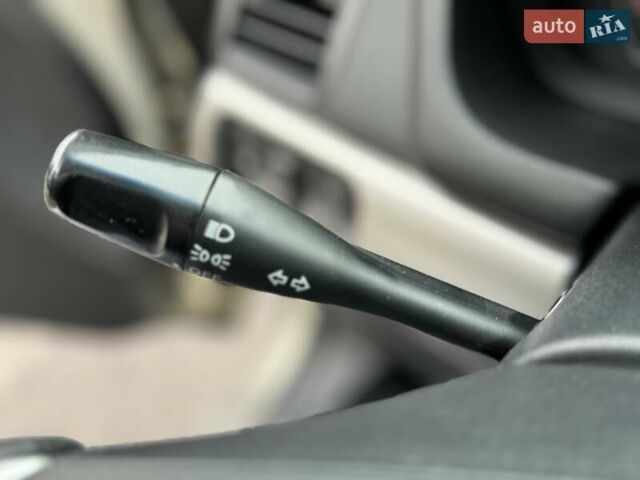 Бежевый Мицубиси Галант, объемом двигателя 2.4 л и пробегом 178 тыс. км за 5600 $, фото 32 на Automoto.ua