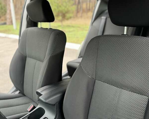 Бежевый Мицубиси Галант, объемом двигателя 2.4 л и пробегом 178 тыс. км за 5600 $, фото 24 на Automoto.ua