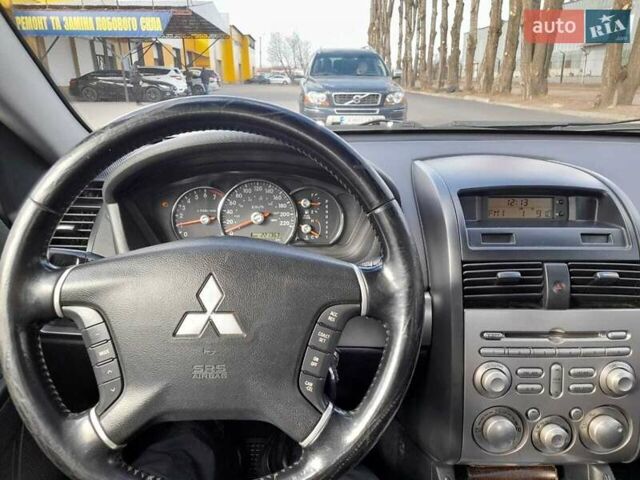 Бежевый Мицубиси Галант, объемом двигателя 2.4 л и пробегом 221 тыс. км за 5550 $, фото 13 на Automoto.ua