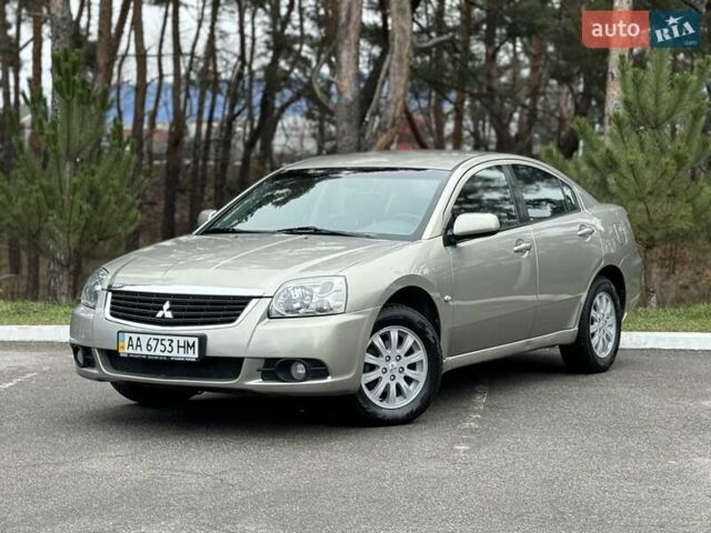 Бежевый Мицубиси Галант, объемом двигателя 2.4 л и пробегом 178 тыс. км за 5600 $, фото 7 на Automoto.ua