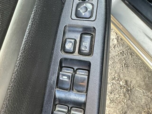 Бежевый Мицубиси Галант, объемом двигателя 2.4 л и пробегом 240 тыс. км за 5300 $, фото 5 на Automoto.ua