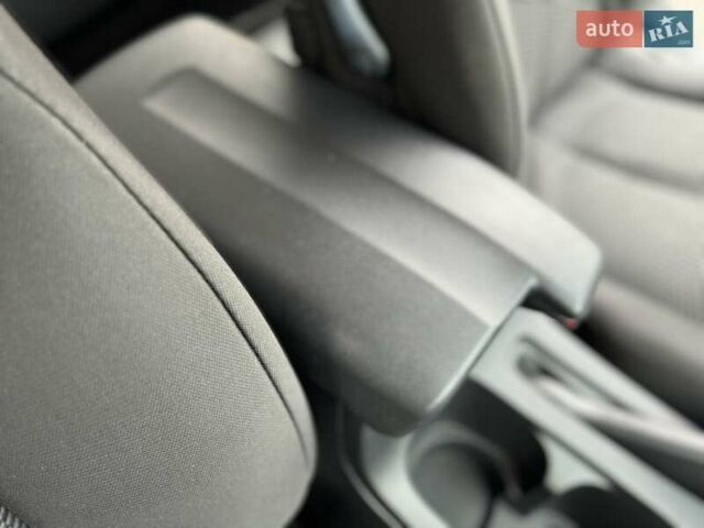 Бежевый Мицубиси Галант, объемом двигателя 2.4 л и пробегом 178 тыс. км за 5600 $, фото 59 на Automoto.ua