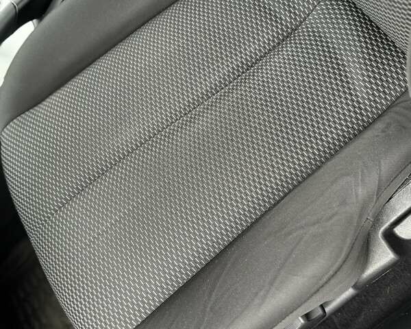 Бежевый Мицубиси Галант, объемом двигателя 2.4 л и пробегом 178 тыс. км за 5600 $, фото 25 на Automoto.ua