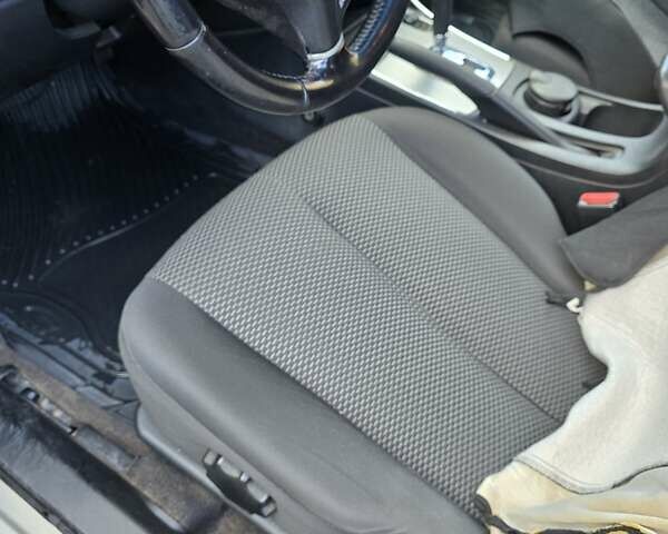 Бежевый Мицубиси Галант, объемом двигателя 2.4 л и пробегом 205 тыс. км за 7700 $, фото 20 на Automoto.ua