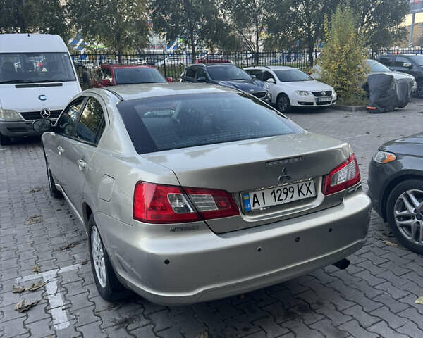 Міцубісі Галант 2009 у Києві на Automoto.ua Бежевий Міцубісі Галант, об'ємом двигуна 2.38 л та пробігом 137 тис. км за 5600 $, фото 18 на Automoto.ua