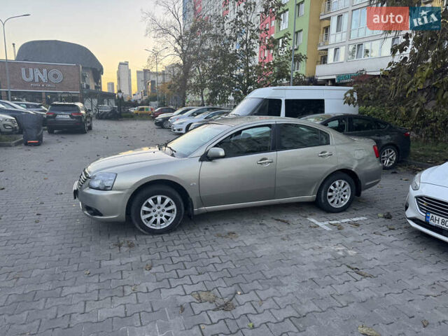 Міцубісі Галант 2009 у Києві на Automoto.ua Бежевий Міцубісі Галант, об'ємом двигуна 2.38 л та пробігом 137 тис. км за 5600 $, фото 29 на Automoto.ua