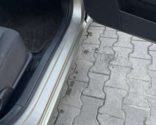 Міцубісі Галант 2009 у Києві на Automoto.ua Бежевий Міцубісі Галант, об'ємом двигуна 2.38 л та пробігом 137 тис. км за 5600 $, фото 36 на Automoto.ua