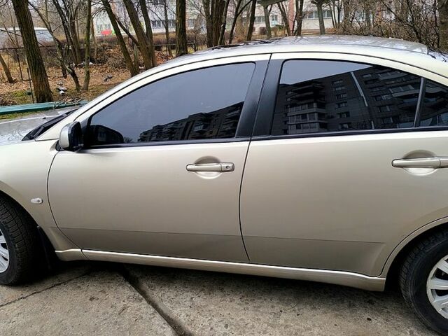 Бежевый Мицубиси Галант, объемом двигателя 2.4 л и пробегом 208 тыс. км за 6500 $, фото 4 на Automoto.ua