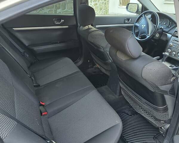 Бежевый Мицубиси Галант, объемом двигателя 2.4 л и пробегом 205 тыс. км за 7700 $, фото 13 на Automoto.ua