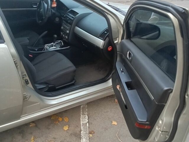 Бежевий Міцубісі Галант, об'ємом двигуна 2.4 л та пробігом 256 тис. км за 6200 $, фото 7 на Automoto.ua