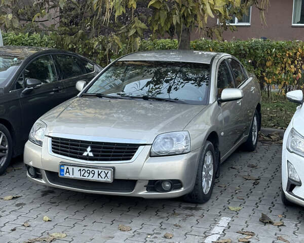 Міцубісі Галант 2009 у Києві на Automoto.ua Бежевий Міцубісі Галант, об'ємом двигуна 2.38 л та пробігом 137 тис. км за 5600 $, фото 1 на Automoto.ua