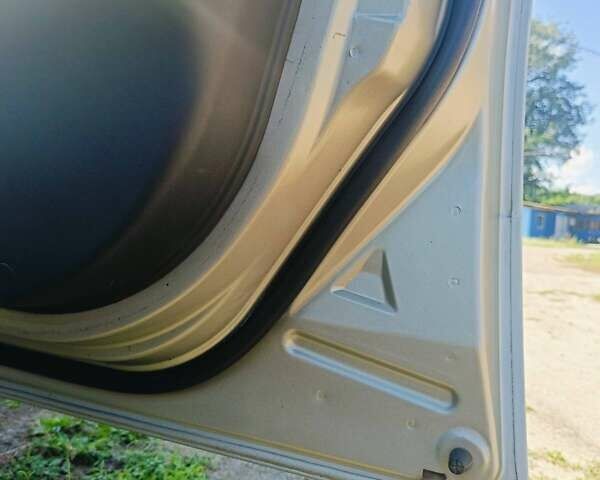 Бежевый Мицубиси Галант, объемом двигателя 2.38 л и пробегом 222 тыс. км за 6500 $, фото 10 на Automoto.ua