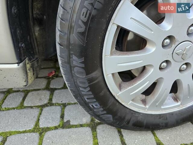 Бежевый Мицубиси Галант, объемом двигателя 2.4 л и пробегом 205 тыс. км за 7700 $, фото 29 на Automoto.ua