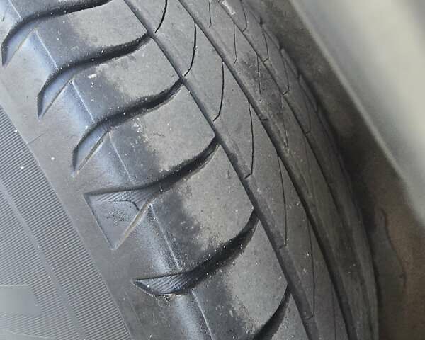 Бежевый Мицубиси Галант, объемом двигателя 2.4 л и пробегом 205 тыс. км за 7700 $, фото 30 на Automoto.ua