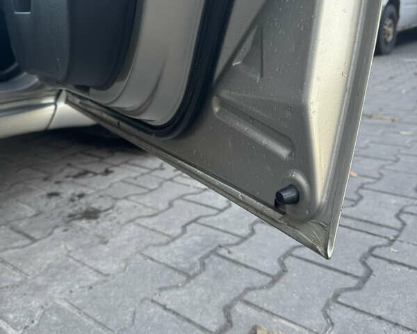 Міцубісі Галант 2009 у Києві на Automoto.ua Бежевий Міцубісі Галант, об'ємом двигуна 2.38 л та пробігом 137 тис. км за 5600 $, фото 21 на Automoto.ua