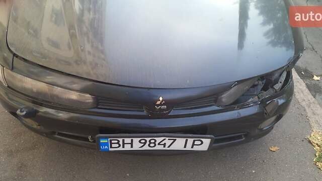 Чорний Міцубісі Галант, об'ємом двигуна 2 л та пробігом 150 тис. км за 1400 $, фото 1 на Automoto.ua