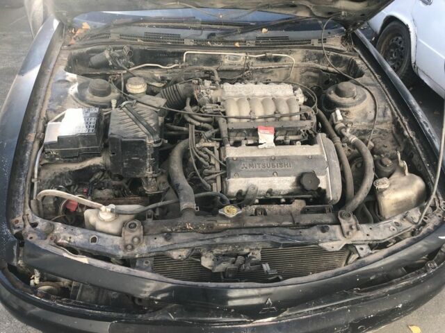 Черный Мицубиси Галант, объемом двигателя 2 л и пробегом 84 тыс. км за 900 $, фото 6 на Automoto.ua