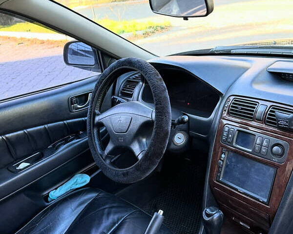 Чорний Міцубісі Галант, об'ємом двигуна 2 л та пробігом 330 тис. км за 5000 $, фото 6 на Automoto.ua