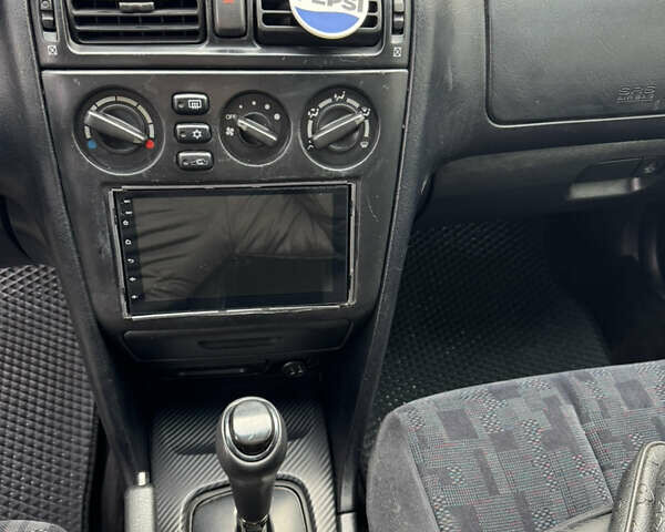 Чорний Міцубісі Галант, об'ємом двигуна 2 л та пробігом 164 тис. км за 5000 $, фото 10 на Automoto.ua