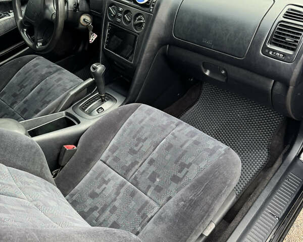 Чорний Міцубісі Галант, об'ємом двигуна 2 л та пробігом 164 тис. км за 5000 $, фото 7 на Automoto.ua