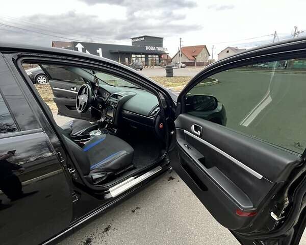 Черный Мицубиси Галант, объемом двигателя 2.38 л и пробегом 388 тыс. км за 5000 $, фото 8 на Automoto.ua