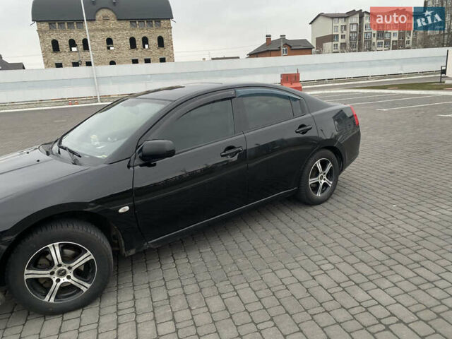 Чорний Міцубісі Галант, об'ємом двигуна 2.4 л та пробігом 310 тис. км за 5900 $, фото 3 на Automoto.ua