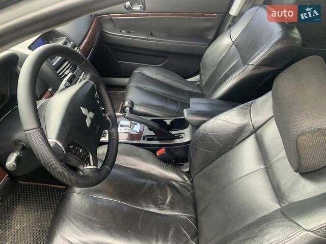 Чорний Міцубісі Галант, об'ємом двигуна 2.4 л та пробігом 12 тис. км за 8000 $, фото 6 на Automoto.ua