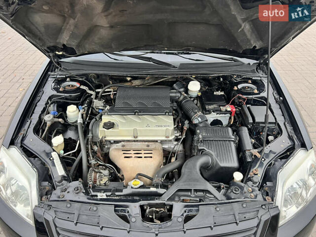 Черный Мицубиси Галант, объемом двигателя 2.4 л и пробегом 312 тыс. км за 5300 $, фото 21 на Automoto.ua