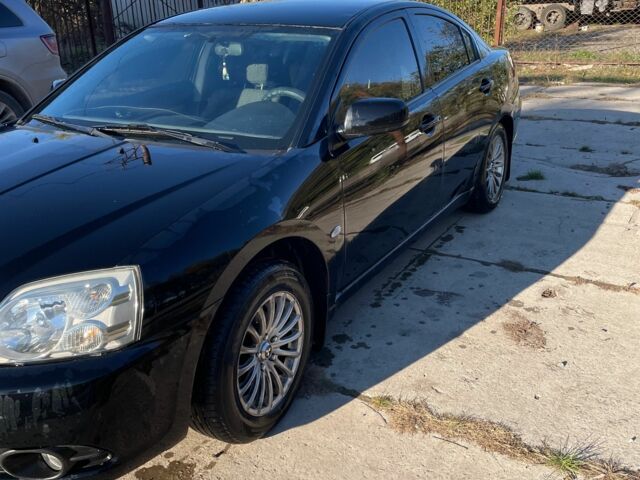 Черный Мицубиси Галант, объемом двигателя 2.4 л и пробегом 265 тыс. км за 5400 $, фото 2 на Automoto.ua