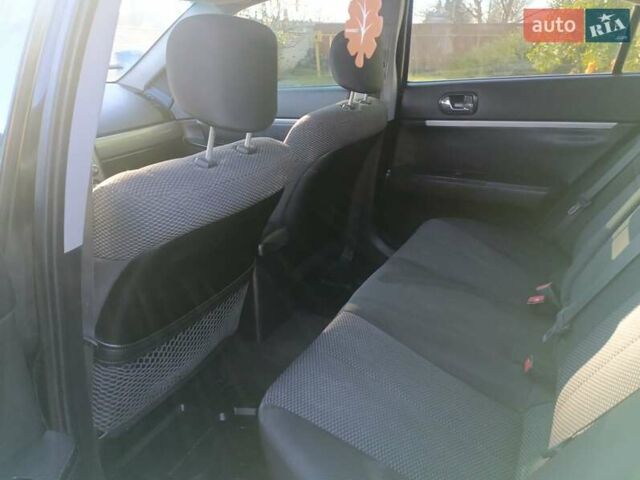 Черный Мицубиси Галант, объемом двигателя 2.38 л и пробегом 277 тыс. км за 3990 $, фото 14 на Automoto.ua