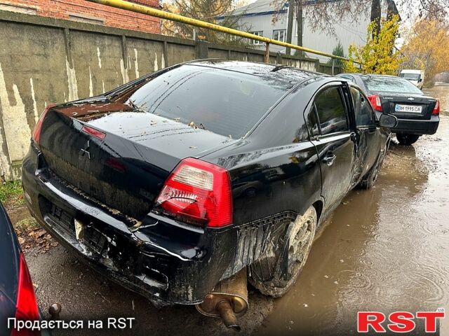 Черный Мицубиси Галант, объемом двигателя 2.4 л и пробегом 200 тыс. км за 1300 $, фото 5 на Automoto.ua