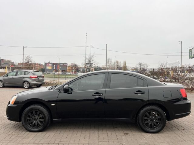 Черный Мицубиси Галант, объемом двигателя 2.4 л и пробегом 312 тыс. км за 5300 $, фото 3 на Automoto.ua