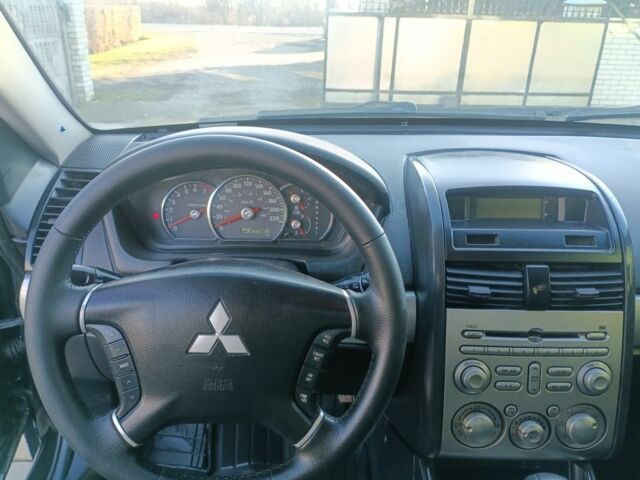 Черный Мицубиси Галант, объемом двигателя 0 л и пробегом 277 тыс. км за 3900 $, фото 6 на Automoto.ua