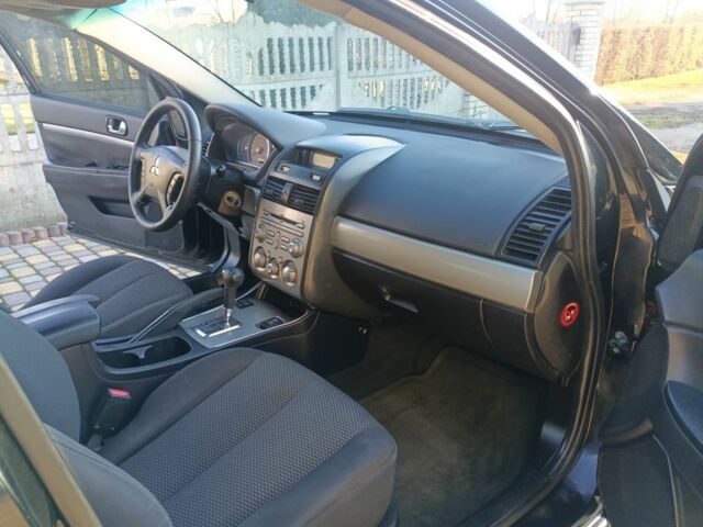 Черный Мицубиси Галант, объемом двигателя 0 л и пробегом 277 тыс. км за 3900 $, фото 7 на Automoto.ua