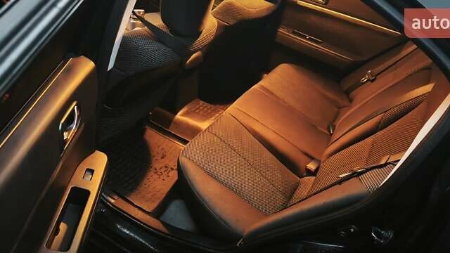 Черный Мицубиси Галант, объемом двигателя 2.4 л и пробегом 255 тыс. км за 4999 $, фото 15 на Automoto.ua