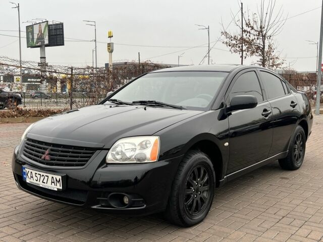Черный Мицубиси Галант, объемом двигателя 2.4 л и пробегом 312 тыс. км за 5300 $, фото 2 на Automoto.ua