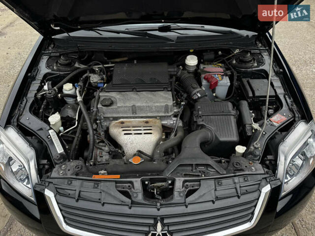 Чорний Міцубісі Галант, об'ємом двигуна 2.4 л та пробігом 90 тис. км за 7900 $, фото 69 на Automoto.ua