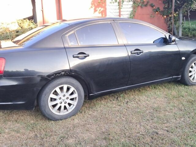 Черный Мицубиси Галант, объемом двигателя 2.4 л и пробегом 255 тыс. км за 5000 $, фото 2 на Automoto.ua