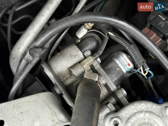 Чорний Міцубісі Галант, об'ємом двигуна 2.4 л та пробігом 90 тис. км за 7900 $, фото 79 на Automoto.ua