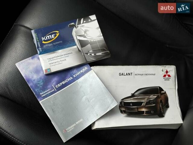 Чорний Міцубісі Галант, об'ємом двигуна 2.4 л та пробігом 90 тис. км за 7900 $, фото 81 на Automoto.ua