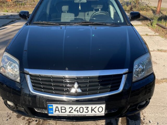 Черный Мицубиси Галант, объемом двигателя 2.4 л и пробегом 265 тыс. км за 5400 $, фото 1 на Automoto.ua