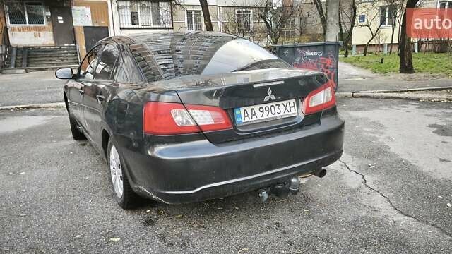 Черный Мицубиси Галант, объемом двигателя 2.4 л и пробегом 255 тыс. км за 4999 $, фото 4 на Automoto.ua